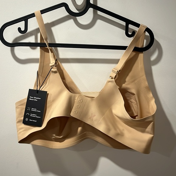 NWT Knix Shadow Mesh Bra - Picture 3 of 6